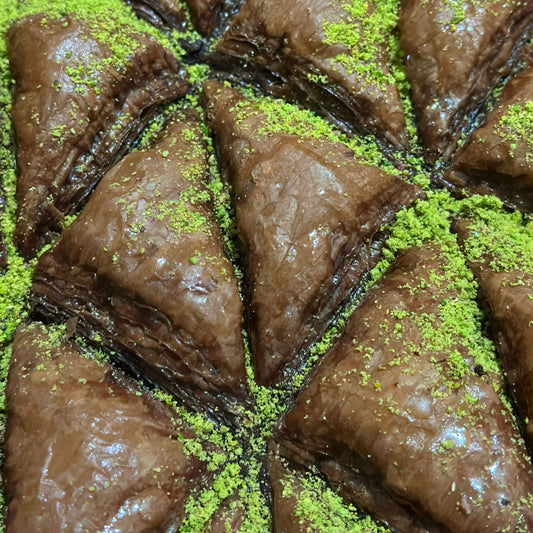 Muska Csokis-Pisztáciás baklava ( 1 tálca )